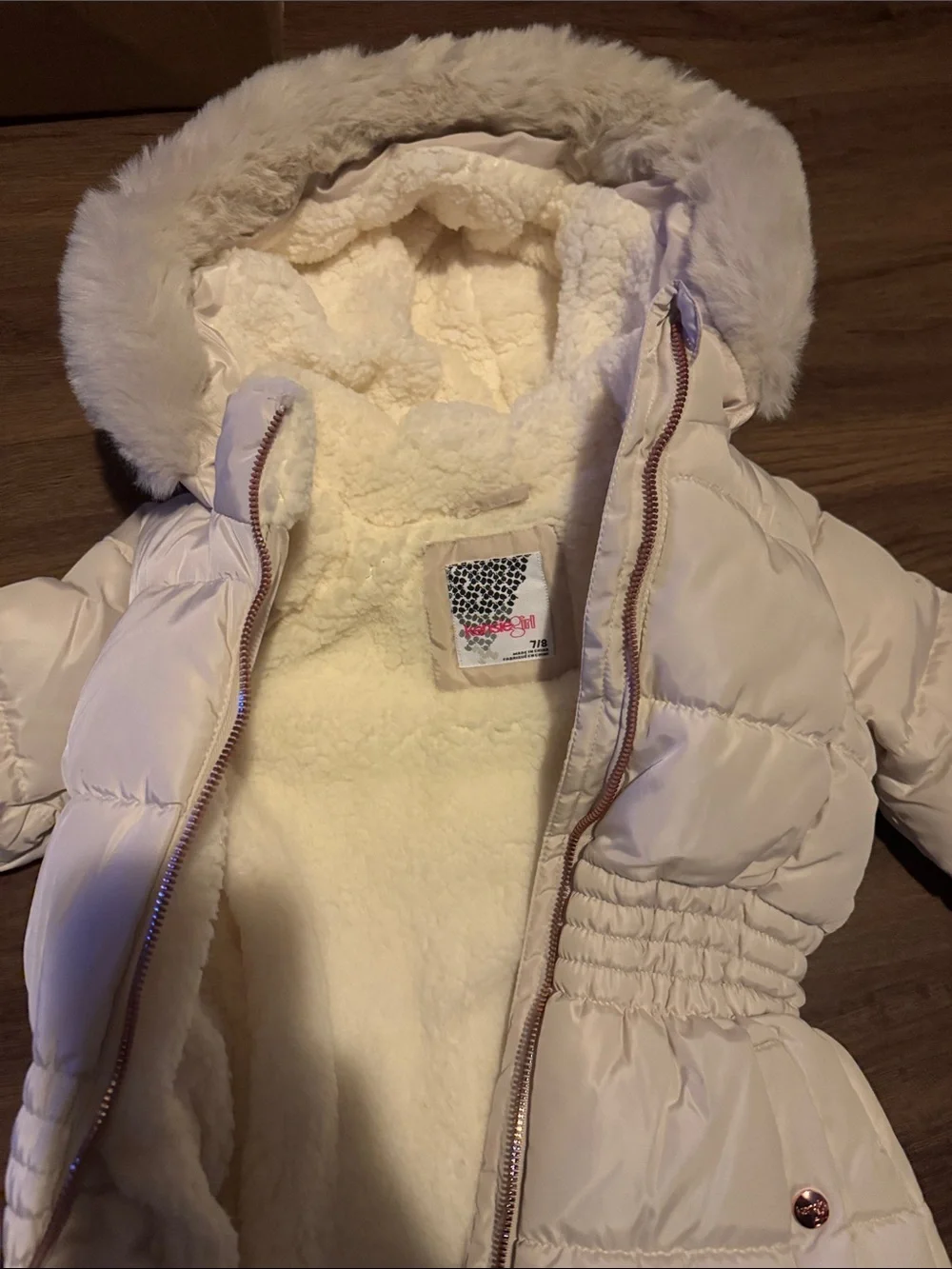 Kensie Girl NWT Cream Puffer Jacket with Hood Faux Fur